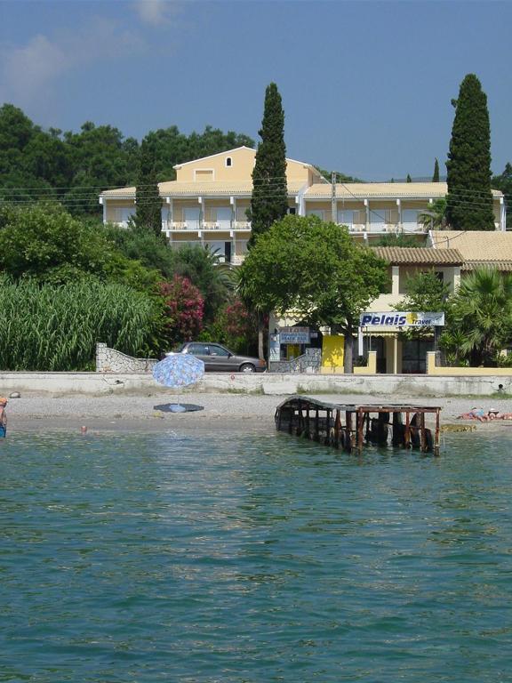 Hotel Ipsos Beach Hotel 3*