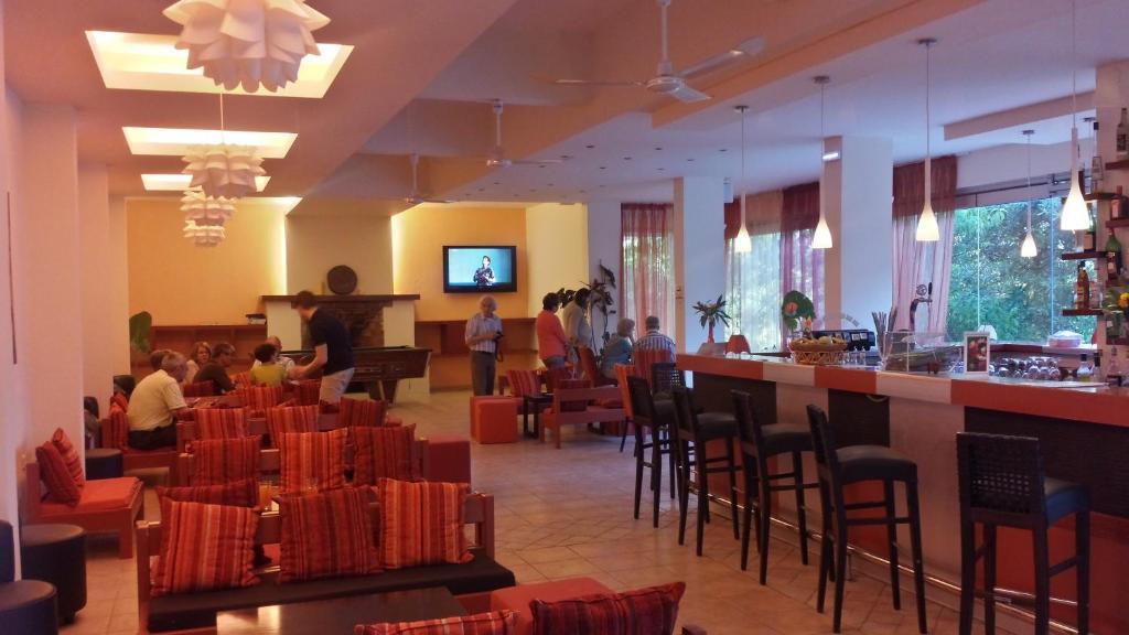 Hotel Ipsos Beach Hotel