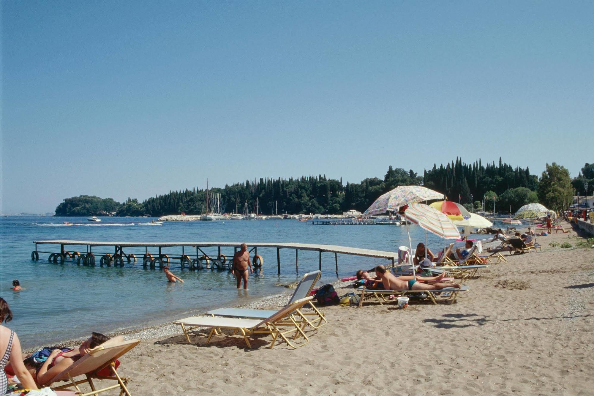 Hotel Ipsos Beach Hotel 3*